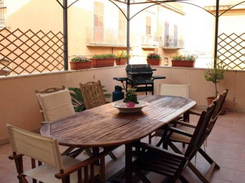 טרפאני B&B La Terrazza Sul Porto מראה חיצוני תמונה